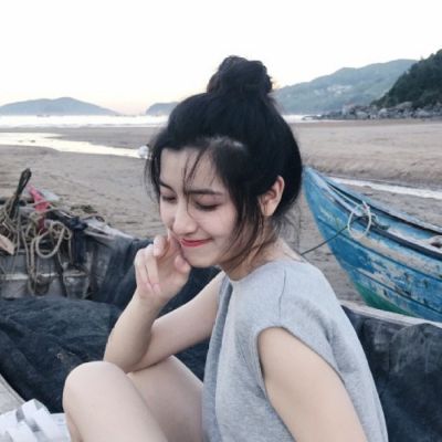 DJ小黑-把爱情看的过于简单